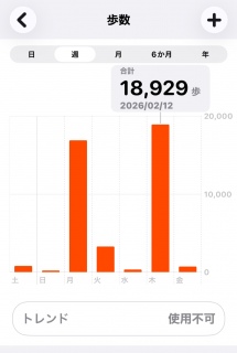 �y������